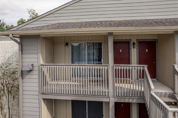 1900 BAY AREA BLVD APT 136, HOUSTON, TX 77058 - Image 0f3a7b8932d6db7a977dfa6fd3d9874b/2098463641