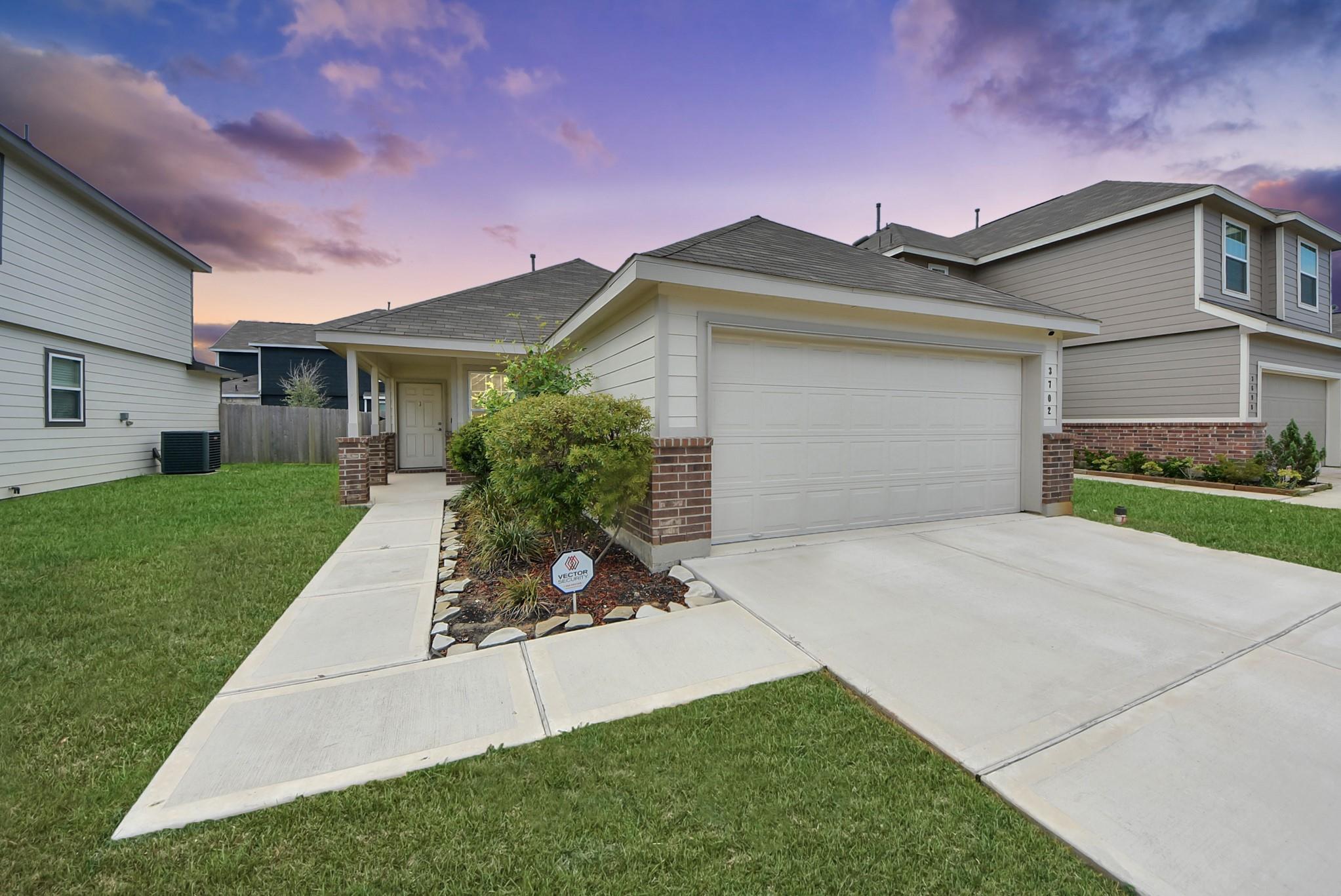 3702 Cub Drive