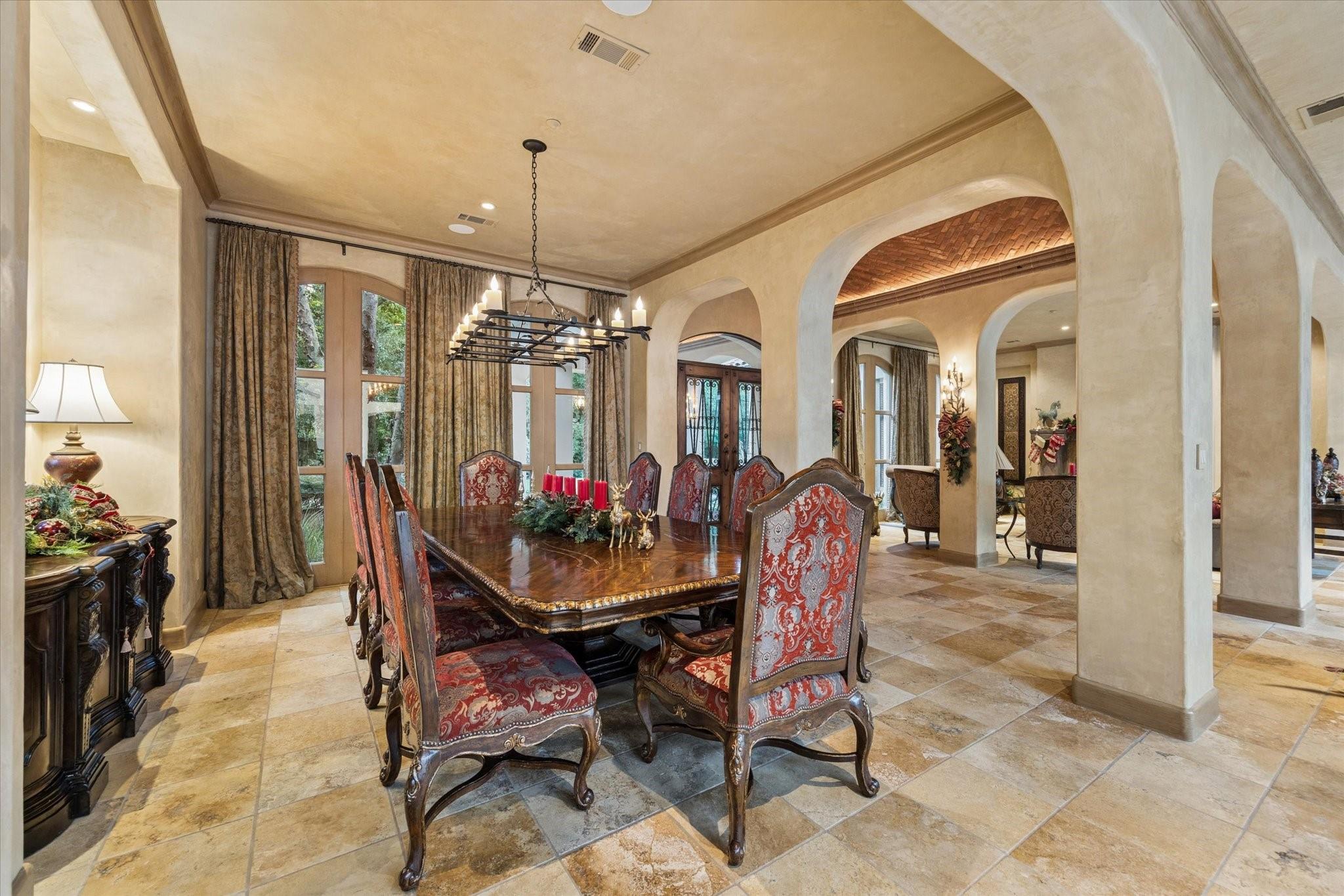 2 Lacewood Lane