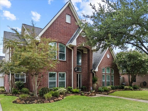 Photo of 308 Oak Haven Street, Baytown, TX 77520 (MLS # 21533269)
