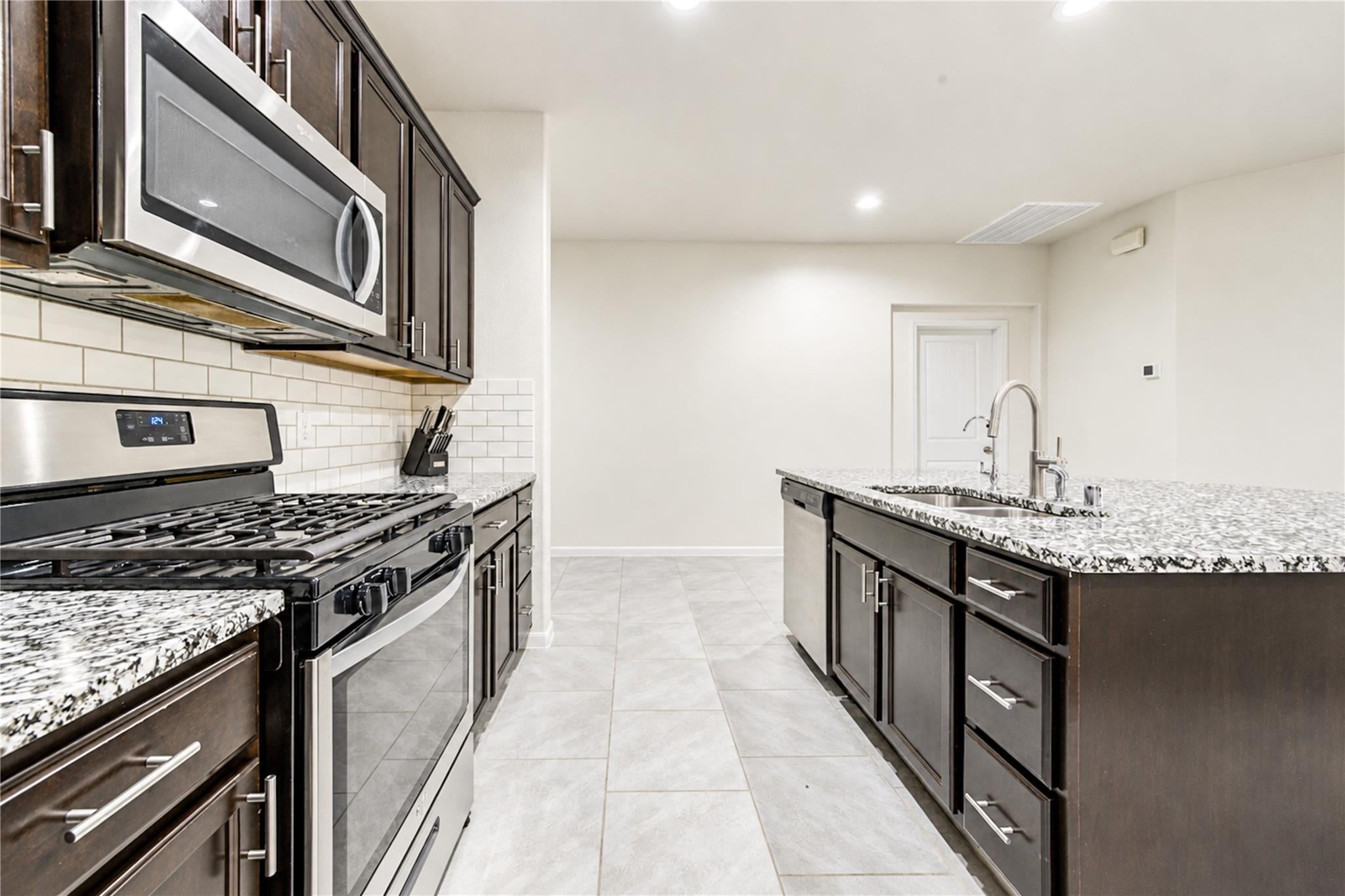 3306 Zephyr Park Lane