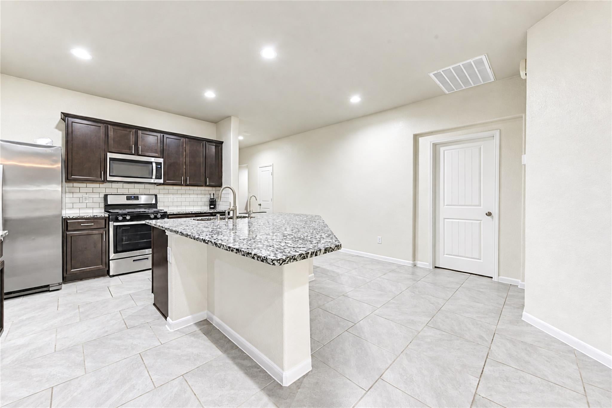 3306 Zephyr Park Lane