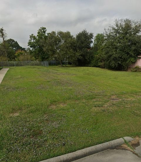 Vacant Land For Sale - 1415 W Procter St Street<br/> Port Arthur, TX 77640