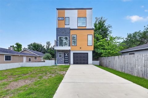 Photo of 1314 Avenue K Street, South Houston, TX 77587 (MLS # 43726135)