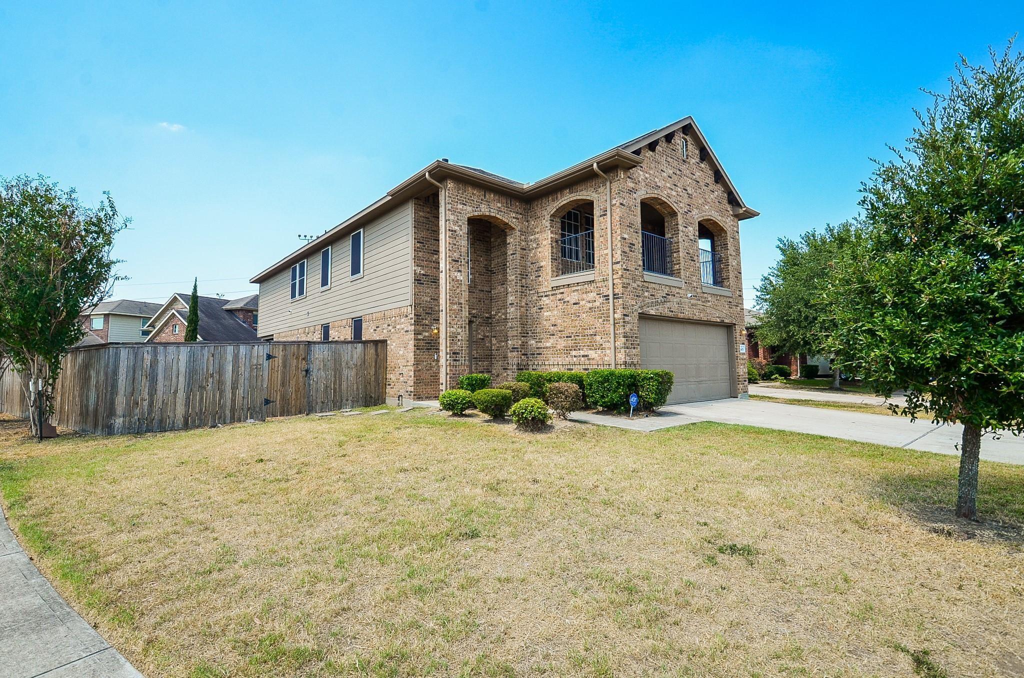 2403 Summers Glen Court