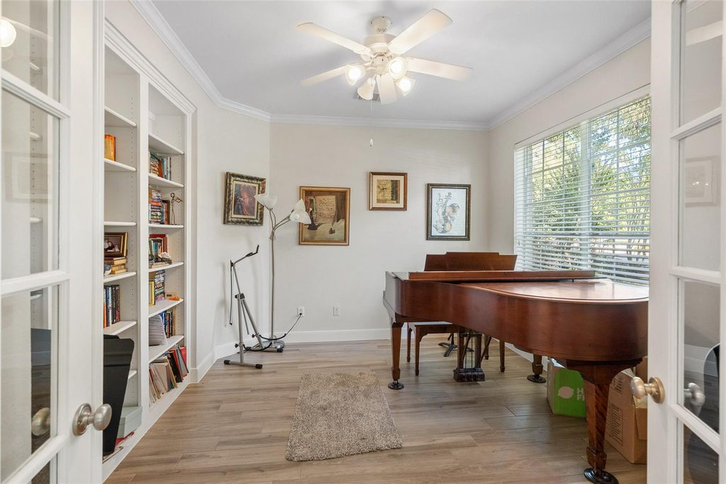 Photo of 2 N Chantsong Circle, The Woodlands, TX 77382 (MLS # 62466566)