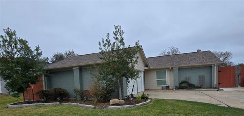 Photo of 3106 Mariner Drive, League City, TX 77573 (MLS # 78124867)