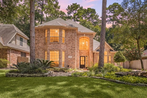 Photo of 26 Cinnamon Teal Place, The Woodlands, TX 77382 (MLS # 31850466)