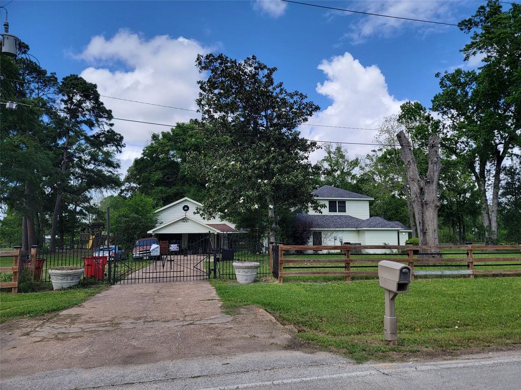 Photo of 326 Spanish Cove Drive, Crosby, TX 77532 (MLS # 64827207)
