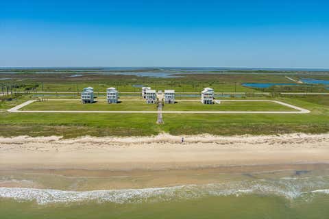 Photo of 611 Arlo Terrace, Crystal Beach, TX 77617 (MLS # 23066102)