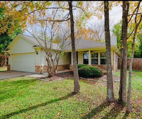 Photo of 12609 Dover Drive, Montgomery, TX 77356 (MLS # 23798198)