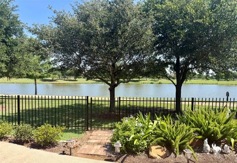 Homes For Sale - 3507 Anchor Cove<br/> Richmond, TX 77469