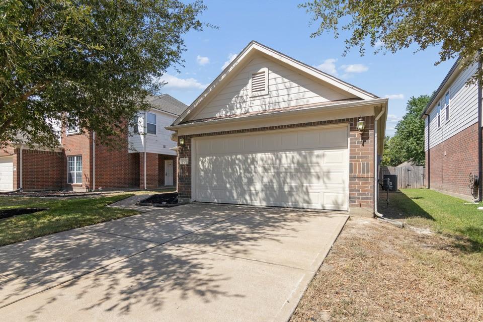 14703 Keystone Green Drive