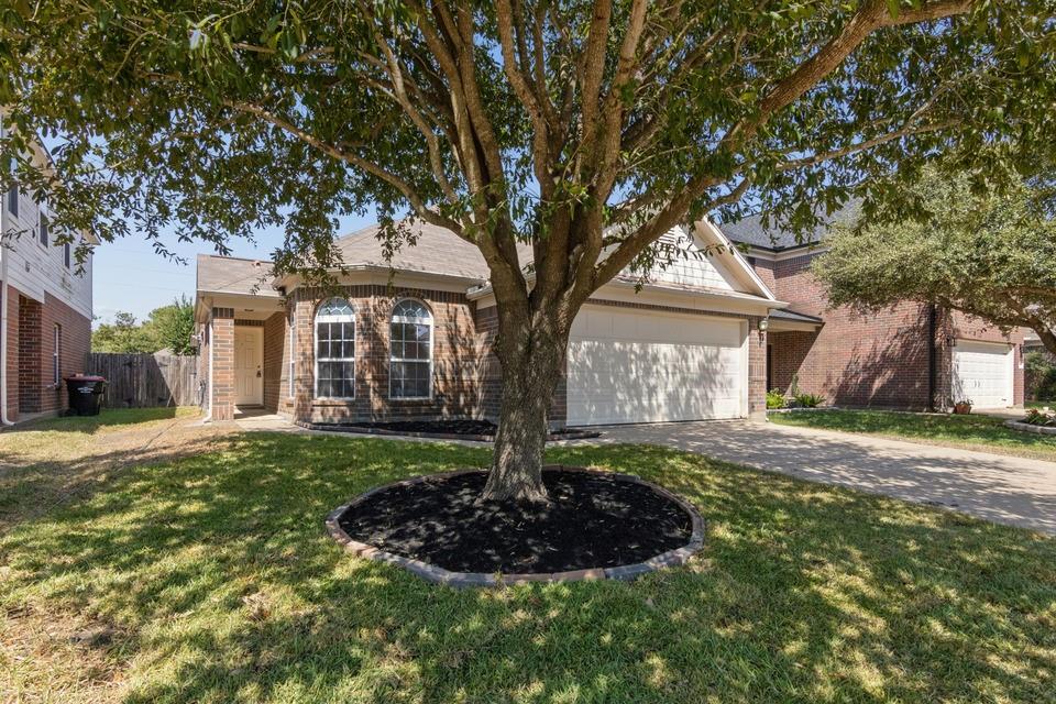 14703 Keystone Green Drive