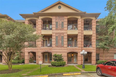 Photo of 2815 Kings Crossing Drive #102, Houston, TX 77345 (MLS # 28075608)