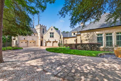 Photo of 728 Crestbend Drive, Houston, TX 77042 (MLS # 19800638)