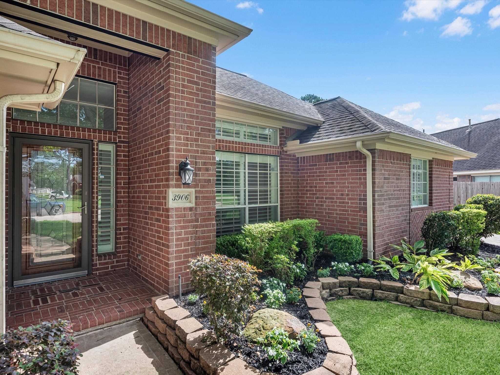 3906 Belvoir Park Drive