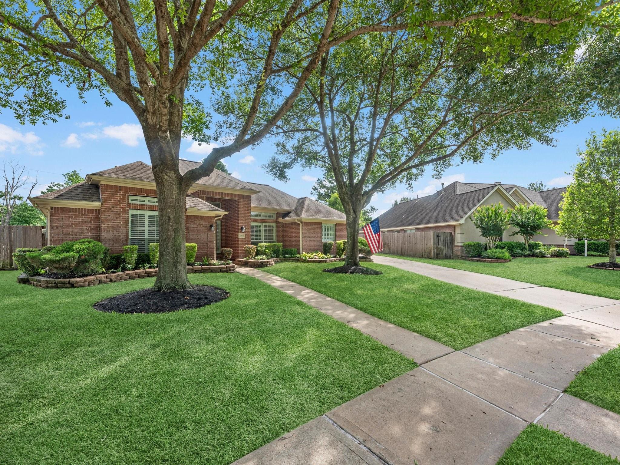 3906 Belvoir Park Drive