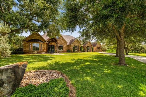 Photo of 178 Juniper Trail, Yoakum, TX 77995 (MLS # 91327519)