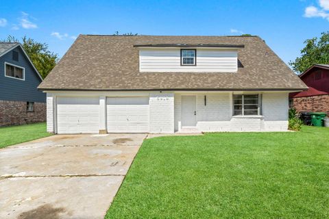 Photo of 6918 Thornwild Road, Houston, TX 77489 (MLS # 94973891)