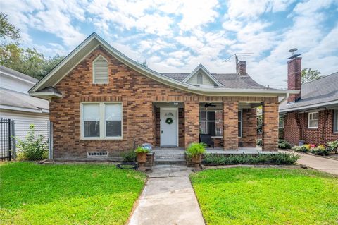 Photo of 1741 W Main Street, Houston, TX 77098 (MLS # 43306364) Photo of 1741 W Main Street, Houston, TX 77098 (MLS # 43306364)