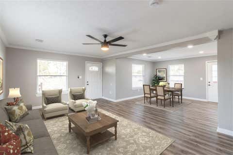 Photo of 725 10th Street, Dickinson, TX 77539 (MLS # 49099109)
