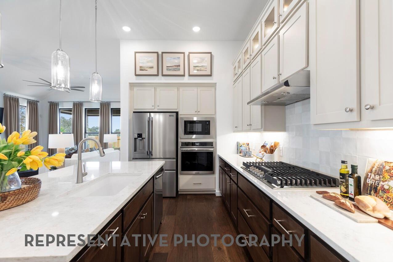 2715 Pathway Crest Lane