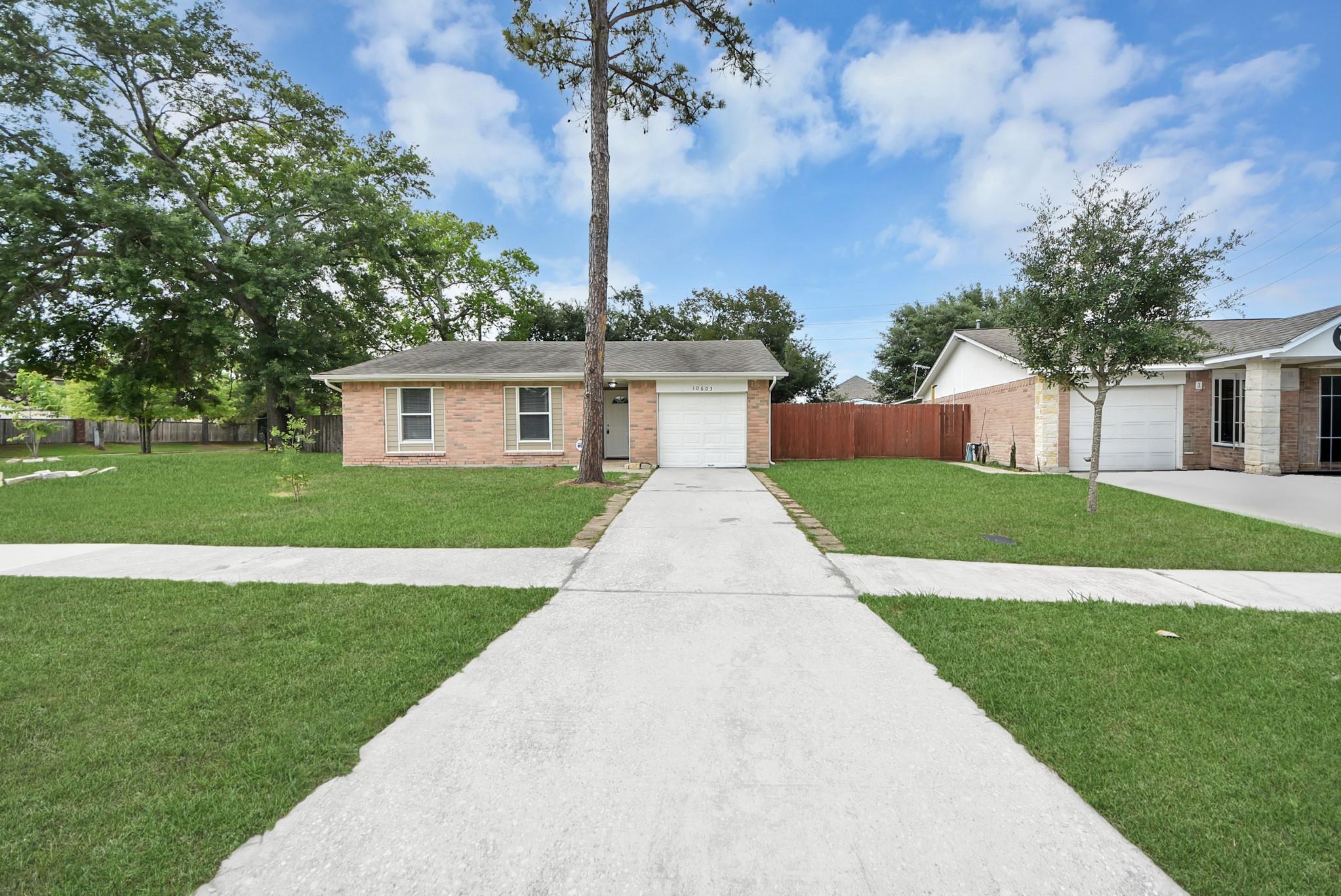 10603 Thorncliff Drive