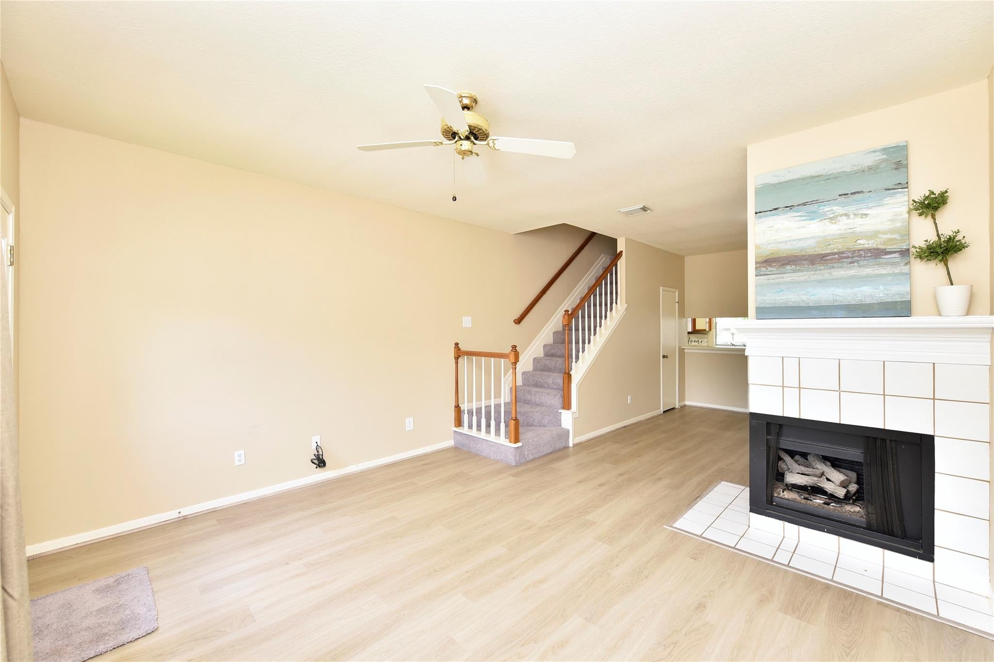 2930 Grants Lake Boulevard 2704