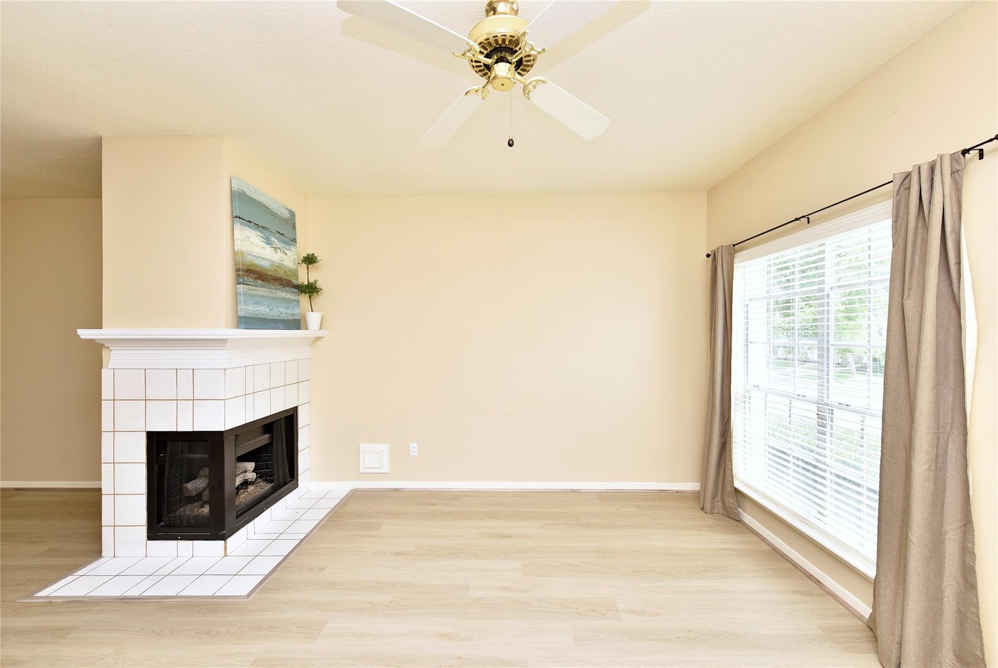 2930 Grants Lake Boulevard 2704