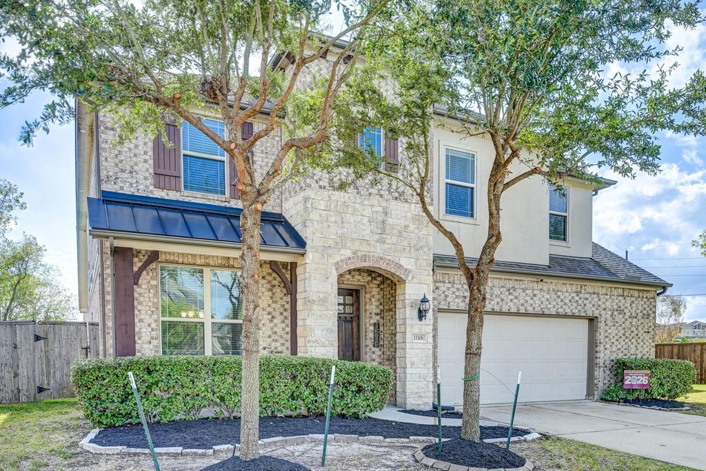Photo of 13306 Bardwall Lake Court, Houston, TX 77044 (MLS # 75442048)