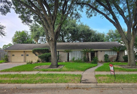 Homes For Rent - 5470 Carew Street<br/> Houston, TX 77096