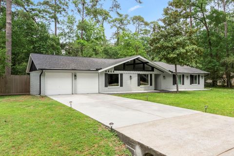 Photo of 9840 Warwana Road, Houston, TX 77080 (MLS # 69146381)