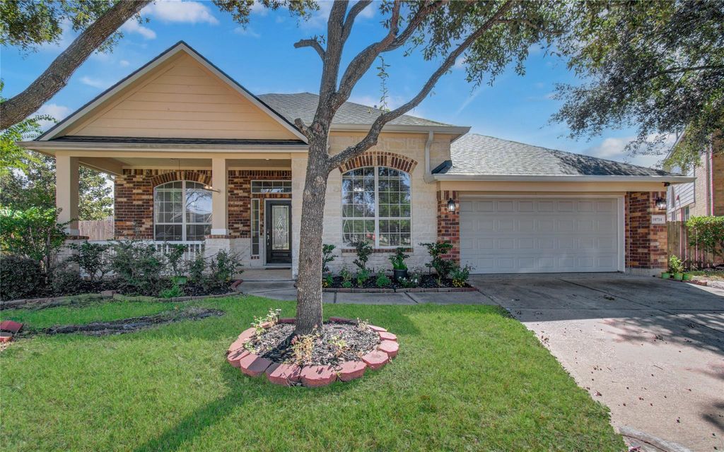 Photo of 10714 Barker Lake Court, Cypress, TX 77433 (MLS # 3296388)