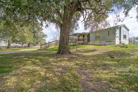 Photo of 2801 County Road 444, Angleton, TX 77515 (MLS # 12663631)