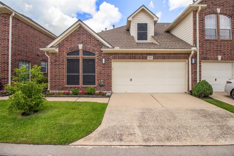 Townhouse For Sale - 1408 S Friendswood Drive #503<br/> Friendswood, TX 77546