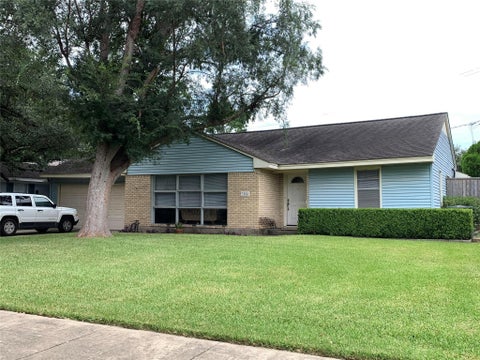 Photo of 3028 Winslow Street, Houston, TX 77025 (MLS # 93215568)