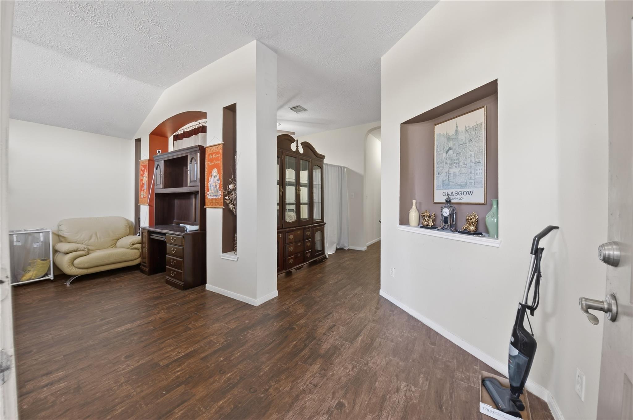 21430 Meadowhill Drive