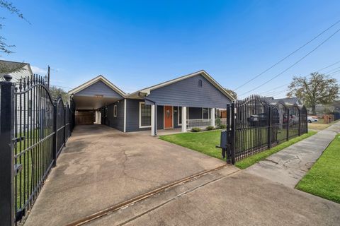 Tiny photo for 1616 Tabor Street, Houston, TX 77009 (MLS # 72832513)