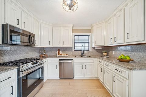 Tiny photo for 1616 Tabor Street, Houston, TX 77009 (MLS # 72832513)