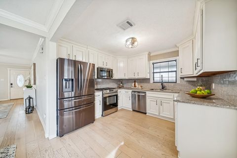 Tiny photo for 1616 Tabor Street, Houston, TX 77009 (MLS # 72832513)