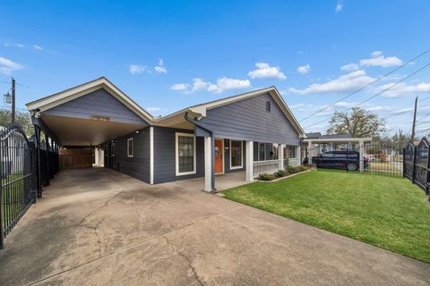 Tiny photo for 1616 Tabor Street, Houston, TX 77009 (MLS # 72832513)