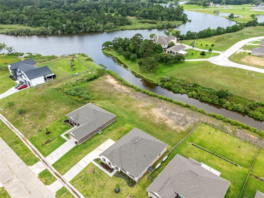 Photo of 4320 Leslie's Way, Dickinson, TX 77539 (MLS # 52410432)