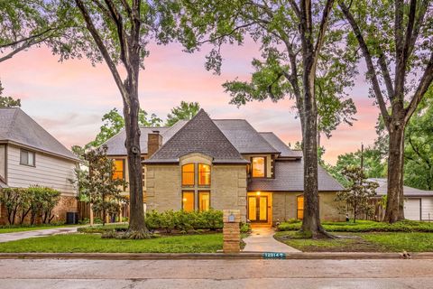 Photo of 12914 Ivyforest Drive, Cypress, TX 77429 (MLS # 54548440)
