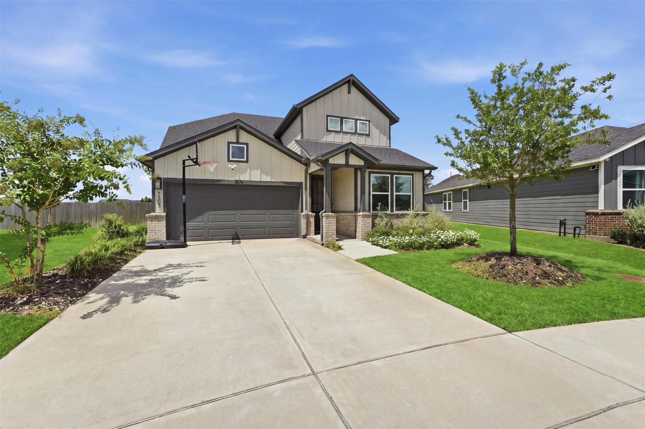 7303 Bristlegrass Colony Court