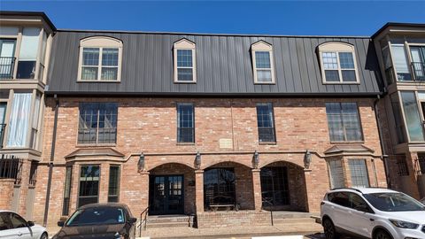 Photo of 2400 N Braeswood Boulevard #326, Houston, TX 77030 (MLS # 51885455)