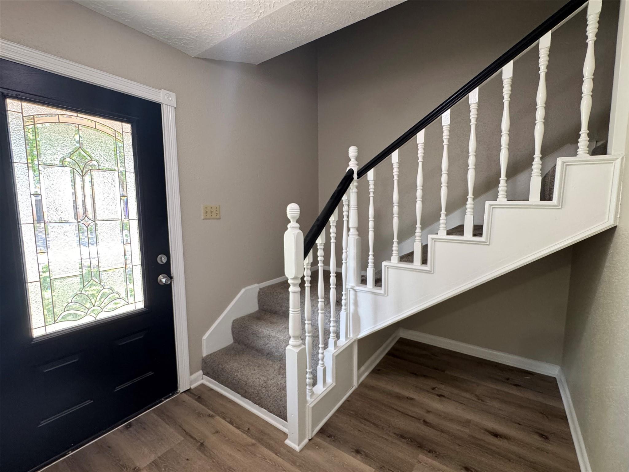 6128 Creekside Lane