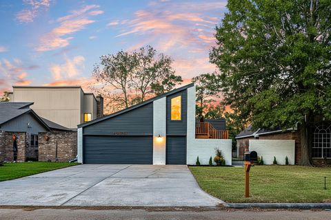 Photo of 20031 Sunny Shores Drive, Humble, TX 77346 (MLS # 51291405)