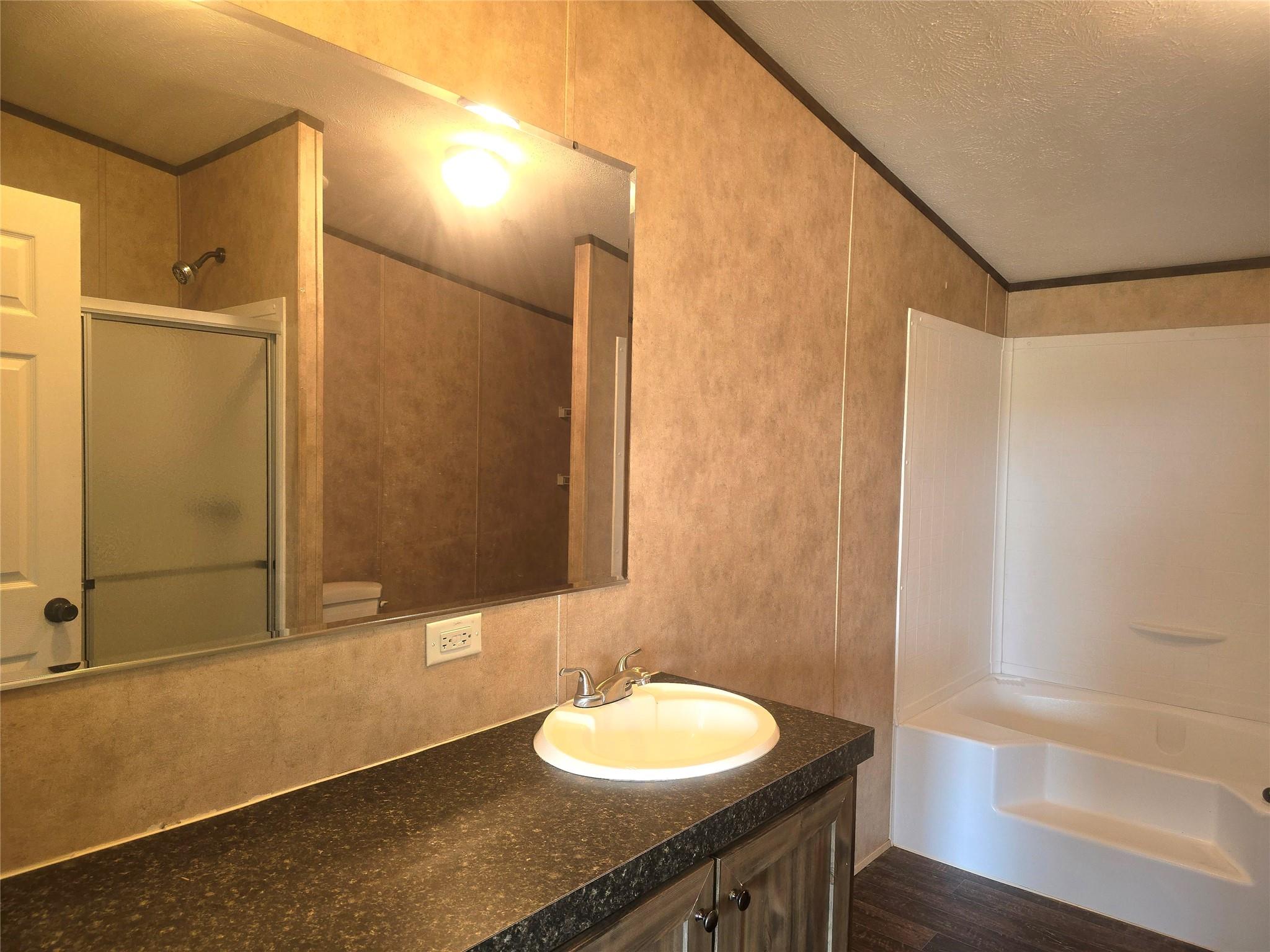 795 Road 5701