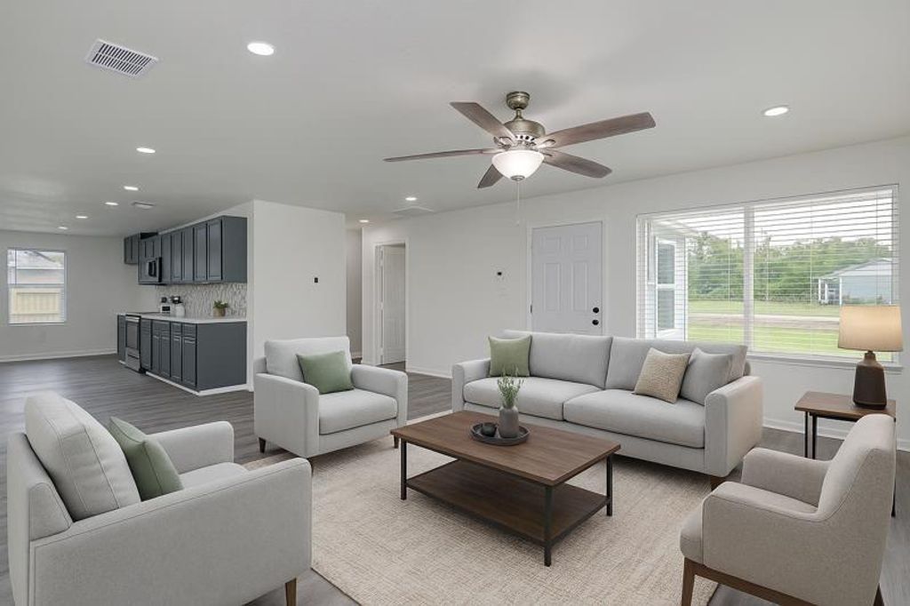 Photo of 7713 St Lo Road, Houston, TX 77033 (MLS # 94648957)